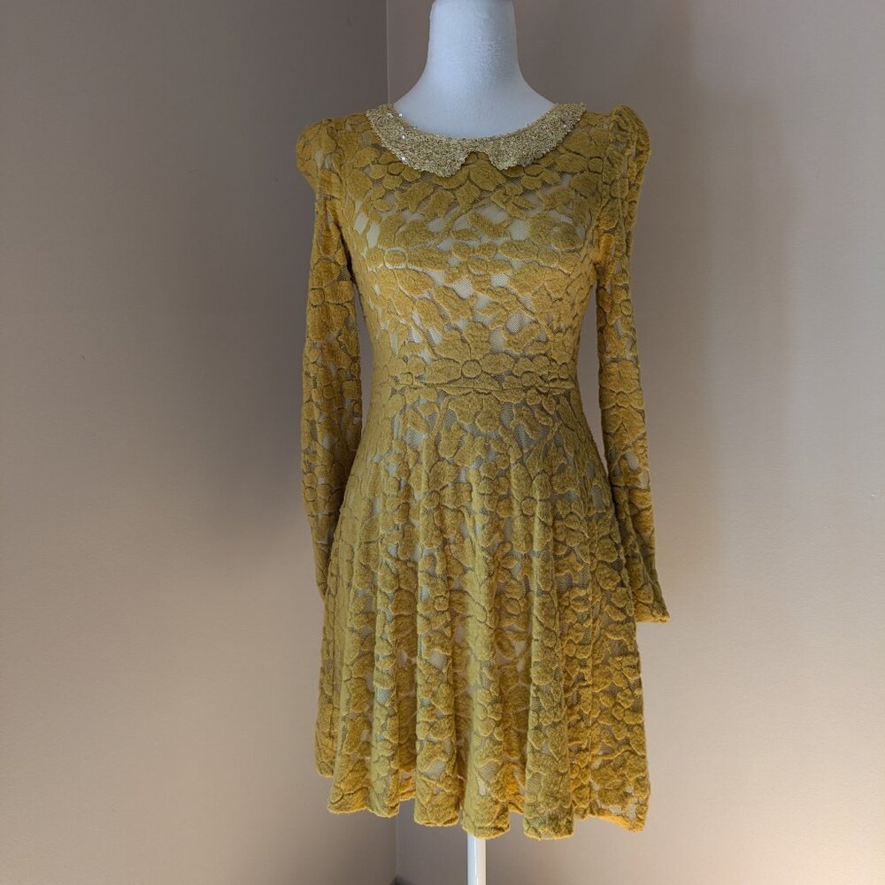 Long Sleeve Velvet Lace Yellow A-Line Dress with Sequins